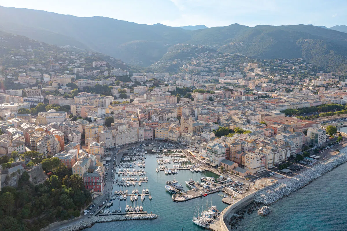Mare a Mare Nord : Traversee de la Corse