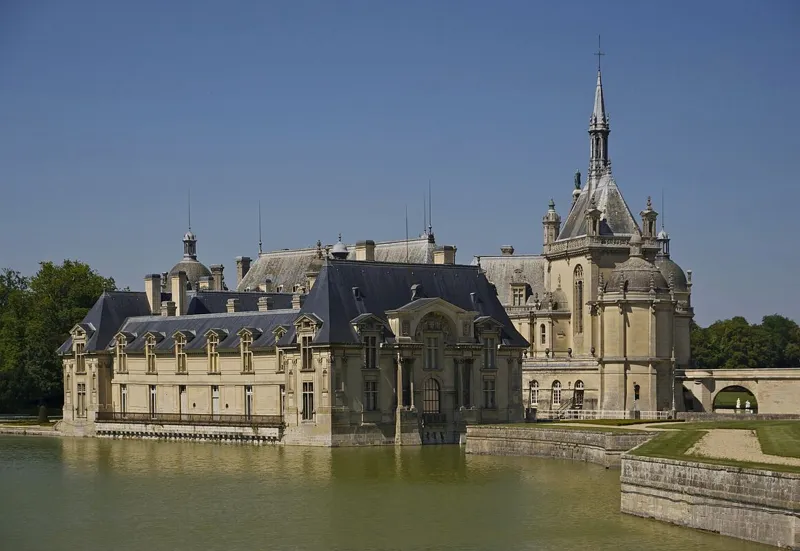 Oise: Chantilly, Beauvais and the Royal Forests