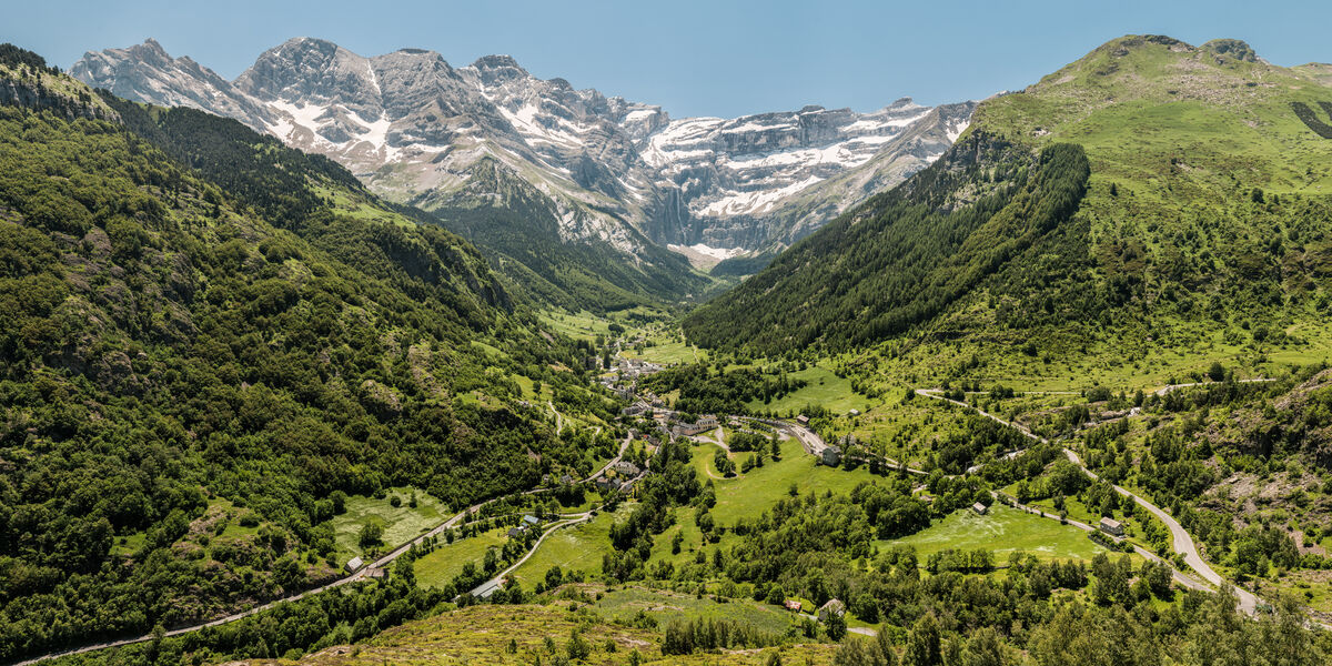 Hautes-Pyrénées : Gavarnie et Lourdes